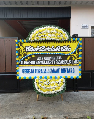 Papan Bunga Duka di Mulak Ulu